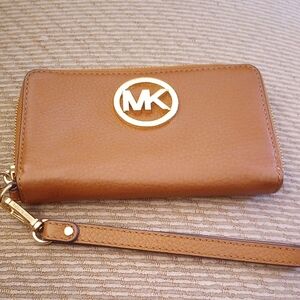 Michael Kors Brown Leather Wristlet Wallet
